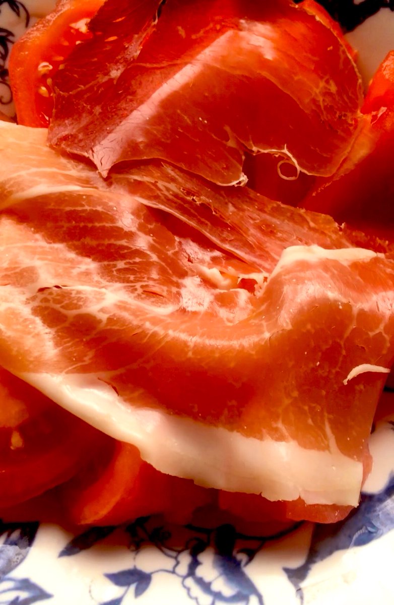 TakakoIkehpx3's tweet photo. @IkehataTakako Tomatoes Salad With Prosciutto A La Chinoise💗Satsuma Orange Vinaigrette
#amazon #healthyrecipes #diet #lowcalorierecipe
Low Calories, Nouvelle Cuisine
Chinese Chili Beans, Sansho Powder, Rice Vinegar, Soy Sauce, Dashi, Mirin, Dijon Mustard, on Amazon. https://t.co/5etSaocoHM