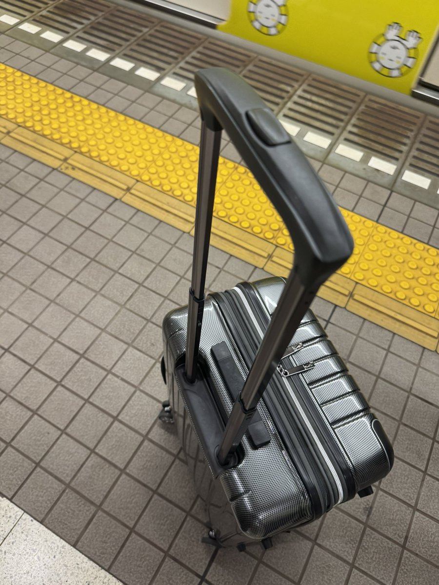 KabochanVR's tweet photo. いざ夢の国へ https://t.co/SE6TnCwlgh