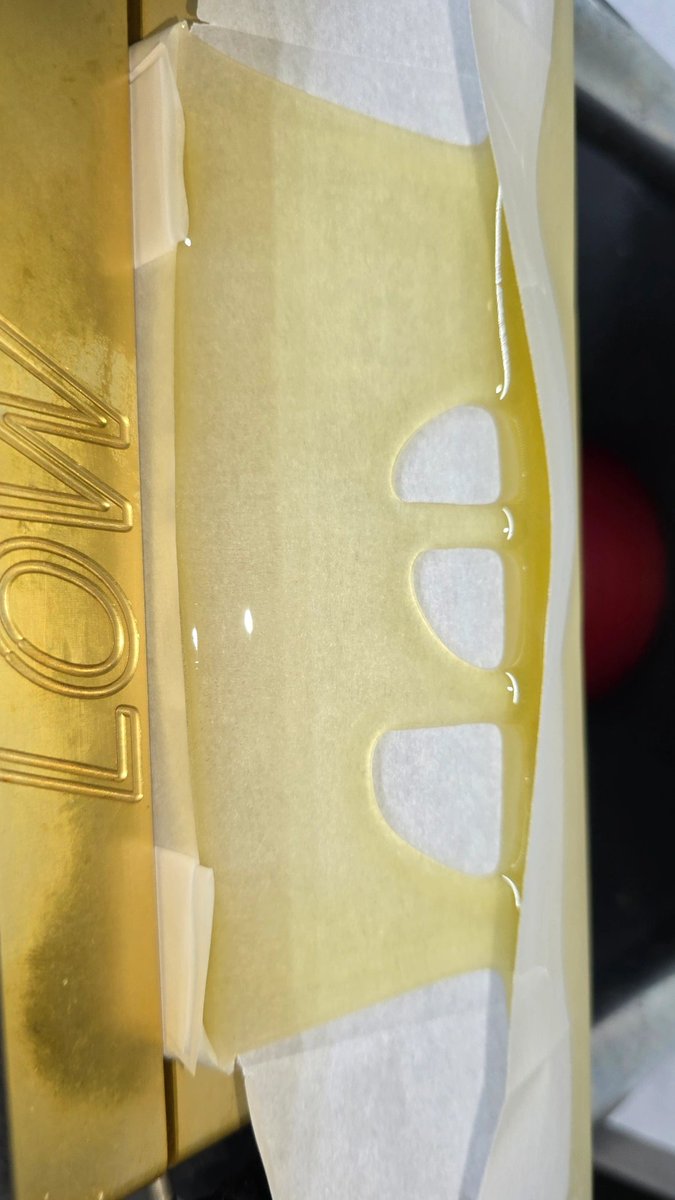 420crypto710's tweet photo. Swamp Water Fumez like water on the press thanks to @rosinevolution wash and press bags! https://t.co/s1kxm1SvU9