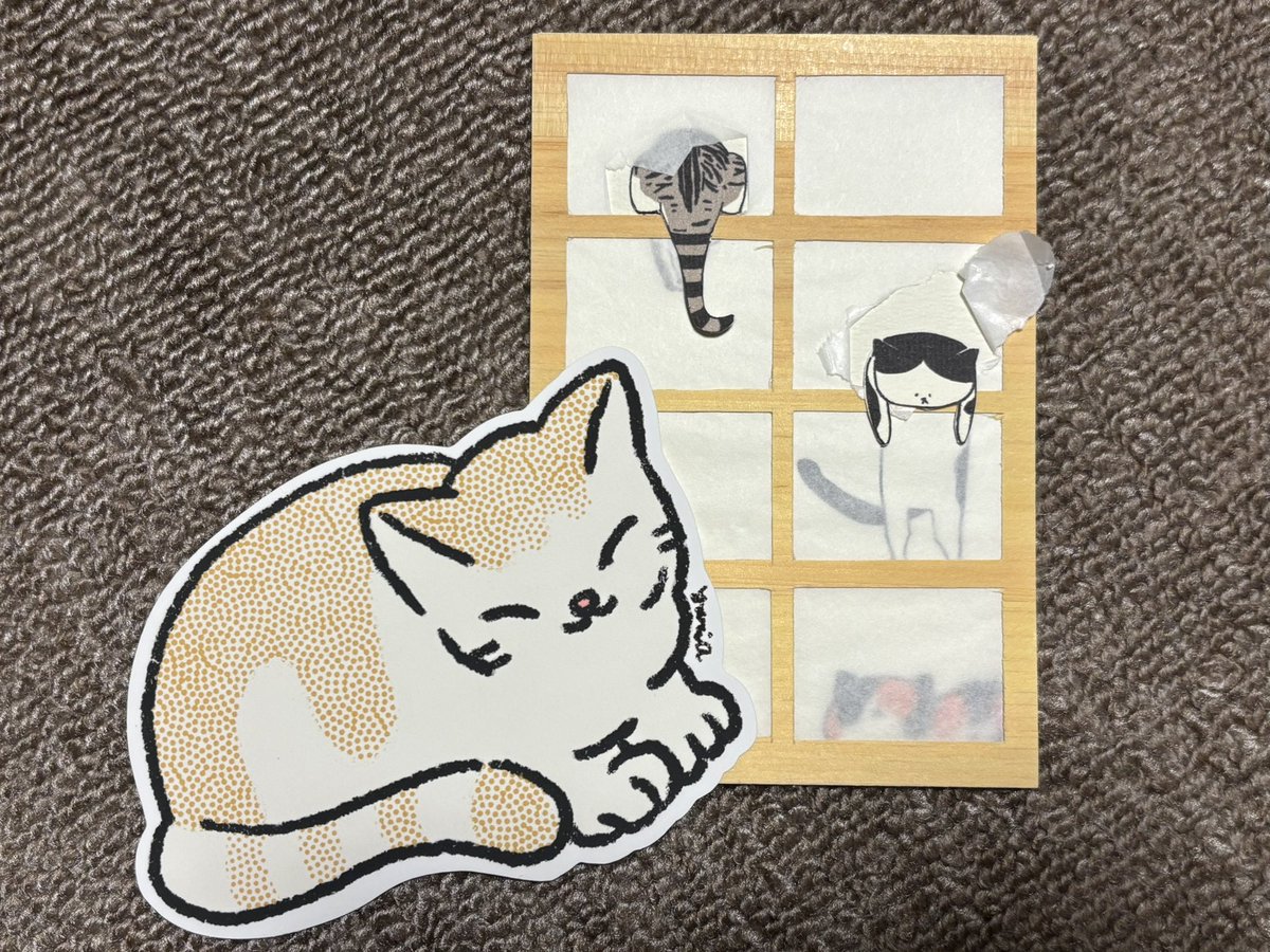 postcrossing_zw's tweet photo. チリ🇨🇱へ
チリ在住のインド人の方へ！
猫のイラストが好きとのことだったので、#plusP21 展でゲットした2枚を封筒に入れて✉️🐱

こちらの可愛すぎる2枚はそれぞれ
←@mogfee さん
@mofuko_san さん→
の作品です✨ https://t.co/jm4tbVl17D