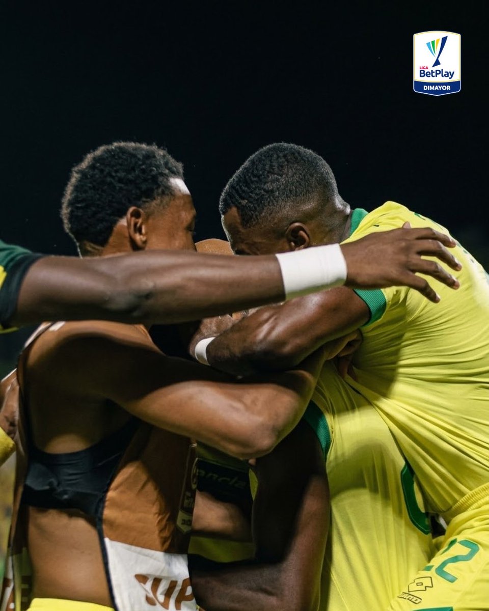 LigaBetPlayD's tweet photo. 🔰𝙸 𝙽 𝚅 𝙸 𝙲 𝚃 𝙾 𝚂.
La campaña del Leopardo en números:
11 partidos invictos.
6 victorias y 5 empates.
+10 de diferencia de goles.
@ABucaramanga 

#UnaLigaConMásPasión #LigaBetPlayDimayor #fpc #futbolcolombiano https://t.co/7YsmNVnwsf