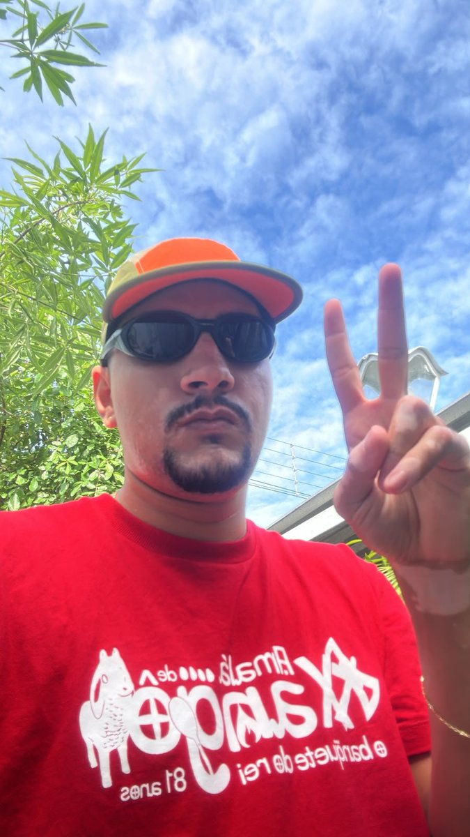 oomoodee's tweet photo. 🦀☀️🕶🧢🚩 https://t.co/YmnxK29zFl