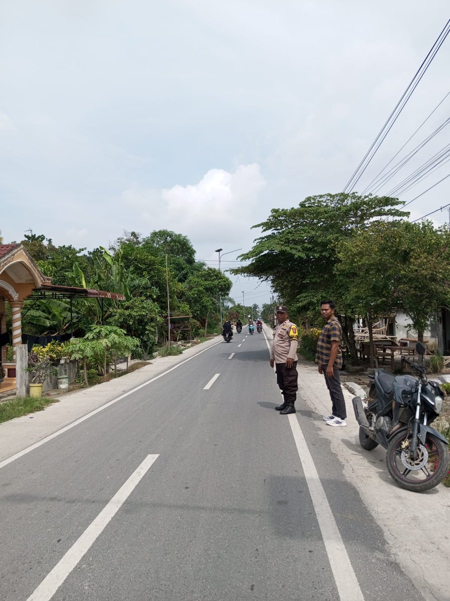 TanjungHumas's tweet photo. Personel Polsek Tanjung Beringin melaksanakan giat Patroli KRYD Guna memastikan wilkum Kecamatan Tanjung Beringin dalam keadaan aman dan kondusif. https://t.co/V924JFiVLn