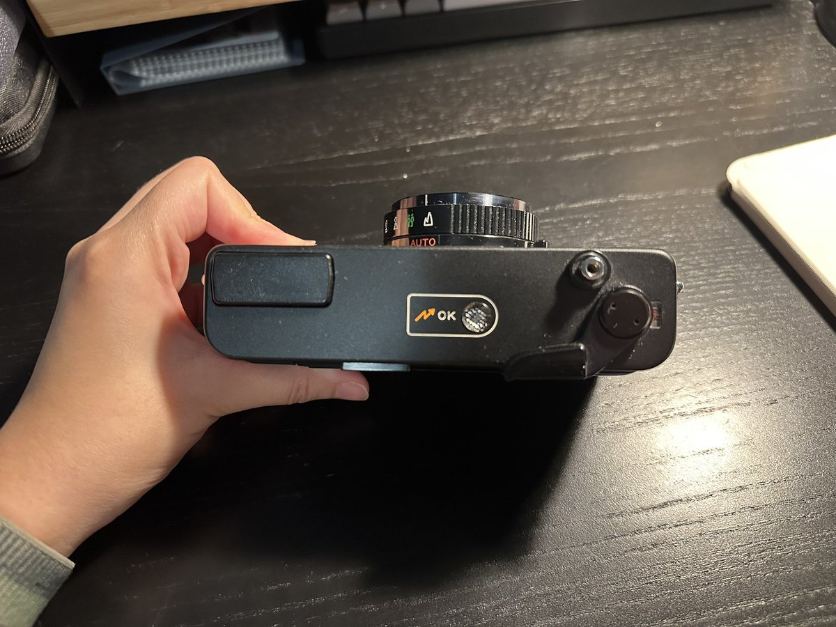 feng30634186's tweet photo. YASHICA 35MF มือสอง
สภาพดี ใช้งานน้อย 
แฟลช ใช้ได้แต่ปิดไม่ได้ ต้องถอดถ่านออก
**ถ่ายออกมาแล้วภาพฟุ้ง** ไม่คม
650 รวมส่ง

#กล้องฟิล์มมือสอง https://t.co/JAZaDcr8bk