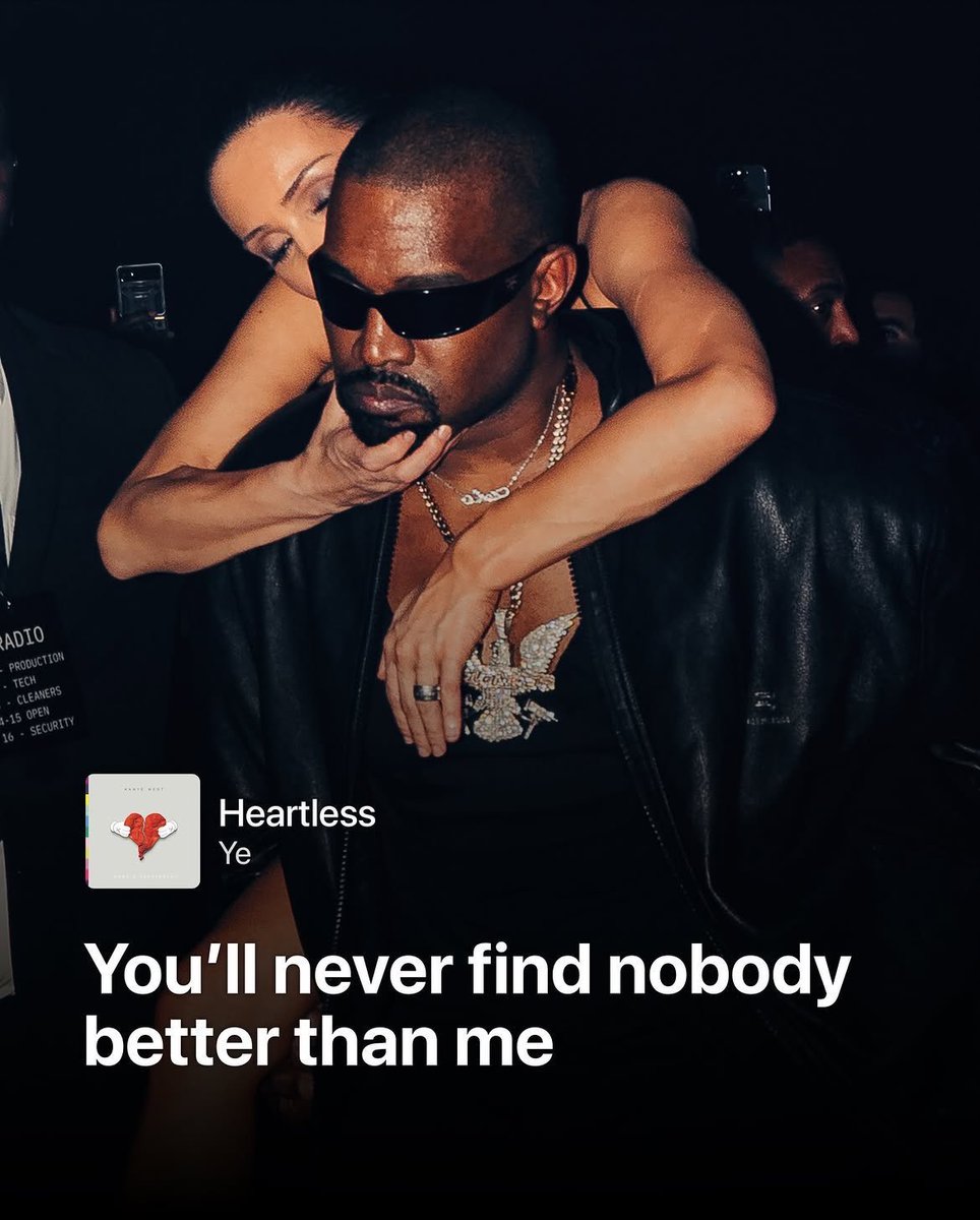kanyerchive's tweet photo. https://t.co/t6Ck8pHKK8