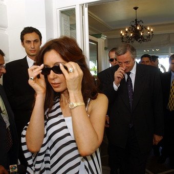 Moskou_K's tweet photo. Cuando ganaste TODAS tus elecciones presidenciales en primera vuelta: https://t.co/zleDsXr8as