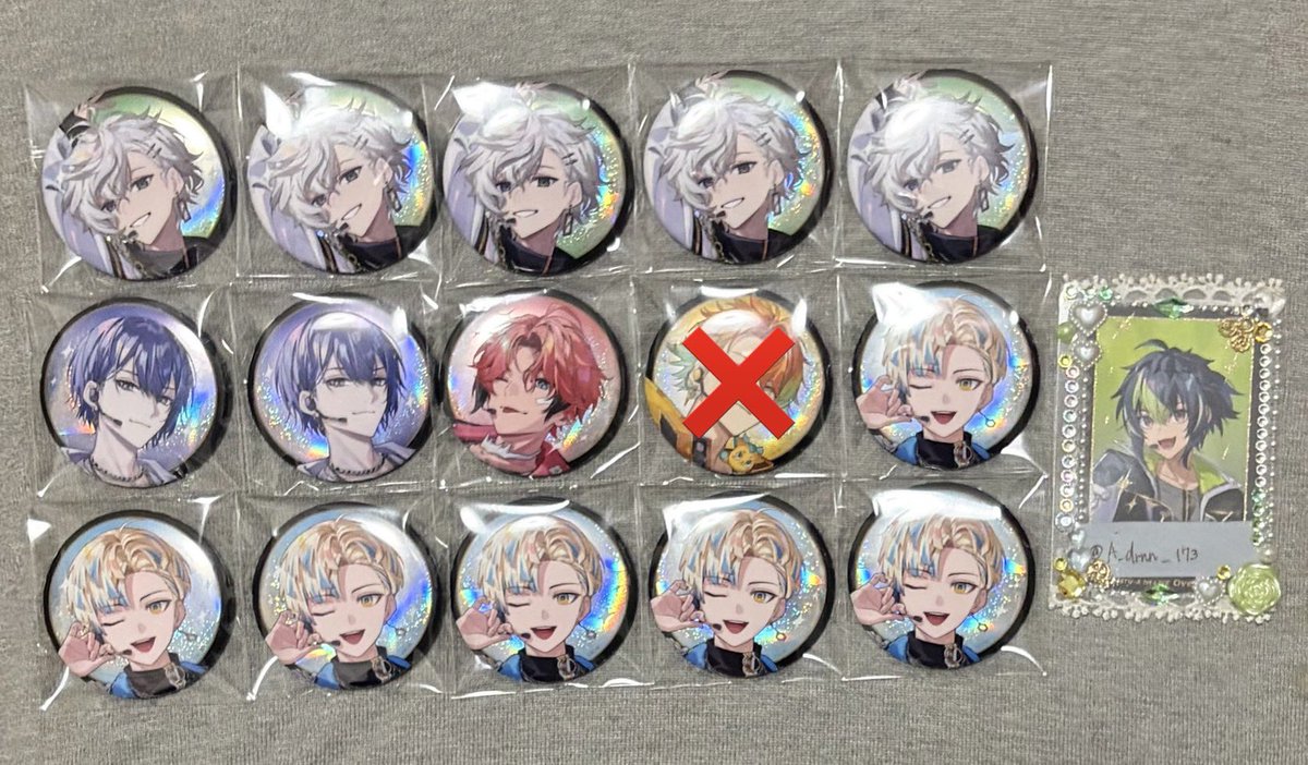 A_drnrn__K's tweet photo. 【交換】
にじさんじ　MECHATU-A  1st LIVE "Over Drive！"　缶バッジ　チェキ

求：IDカードの方
譲：1～4画像

■同種/纏めての方/ライブ衣装優先
■郵送＞都内手渡し＞当日会場周辺手渡し

※レターパックライト/速達発送出来る方
　（送料自己持ち）
※一部お声掛け中のものございます https://t.co/heFfZLdb75