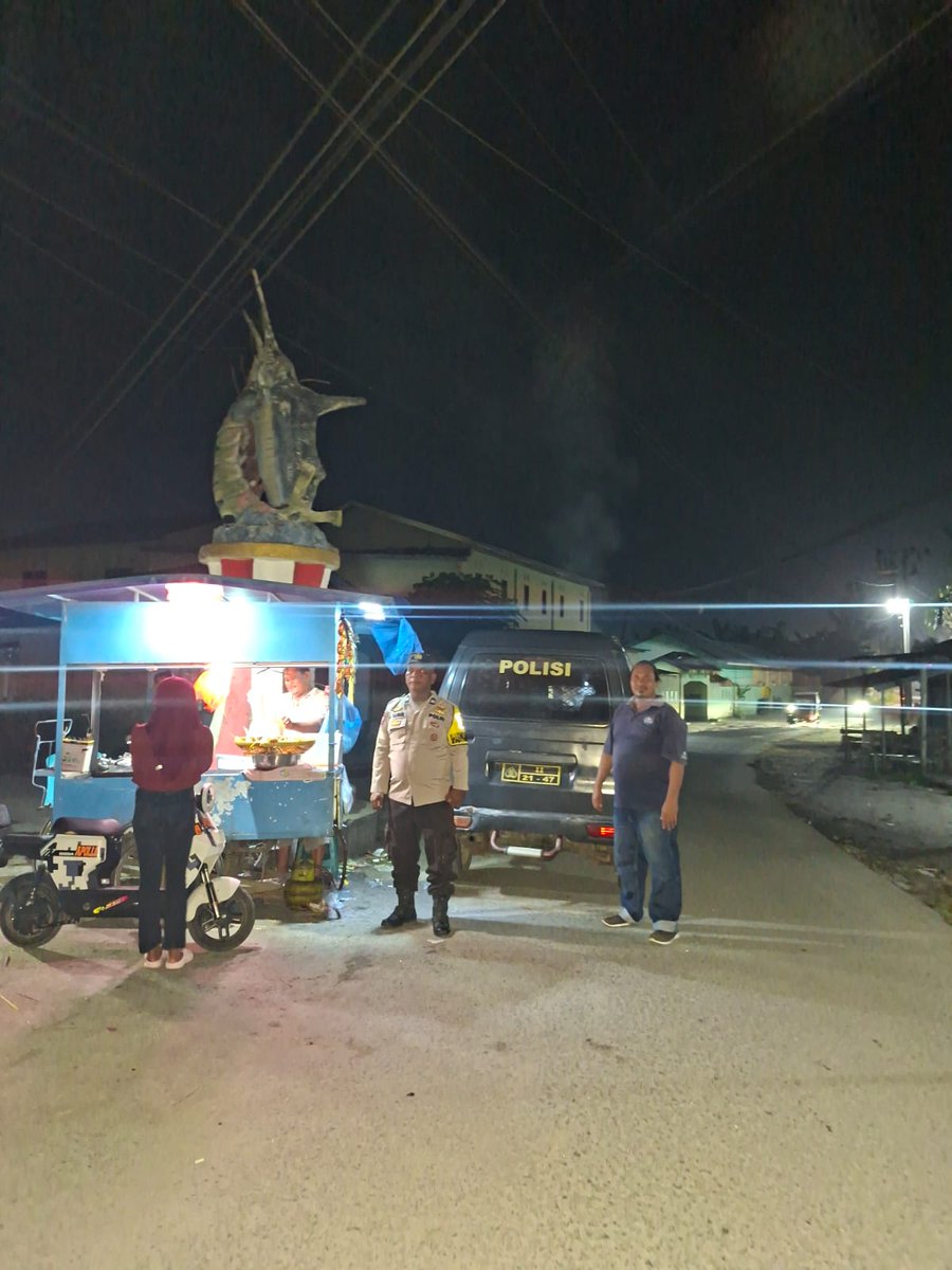 TanjungHumas's tweet photo. Personil Polsek Tanjung Beringin melaksanakan Patroli Blue Light Guna Antisipasi Geng Motor, Begal dan Kejahatan 3C di Wilkum Polsek Tanjung Beringin. https://t.co/IYHHm7V4Rr