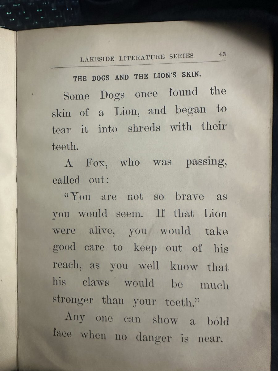 RyghtiousRmblr's tweet photo. @U_arctos Pulled this off my bookshelf… listen to the Fox, bear. https://t.co/4RbI28tJI9