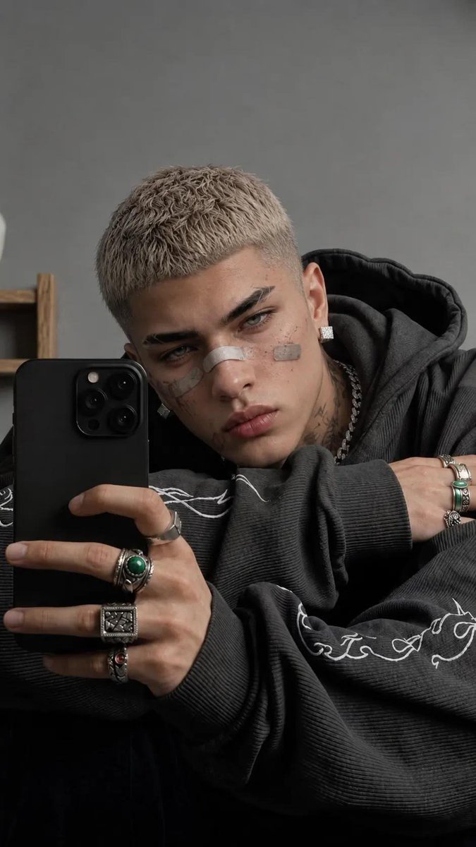 FerGriLLz's tweet photo. 🖤🔥🫦 https://t.co/2aZicpOXAQ