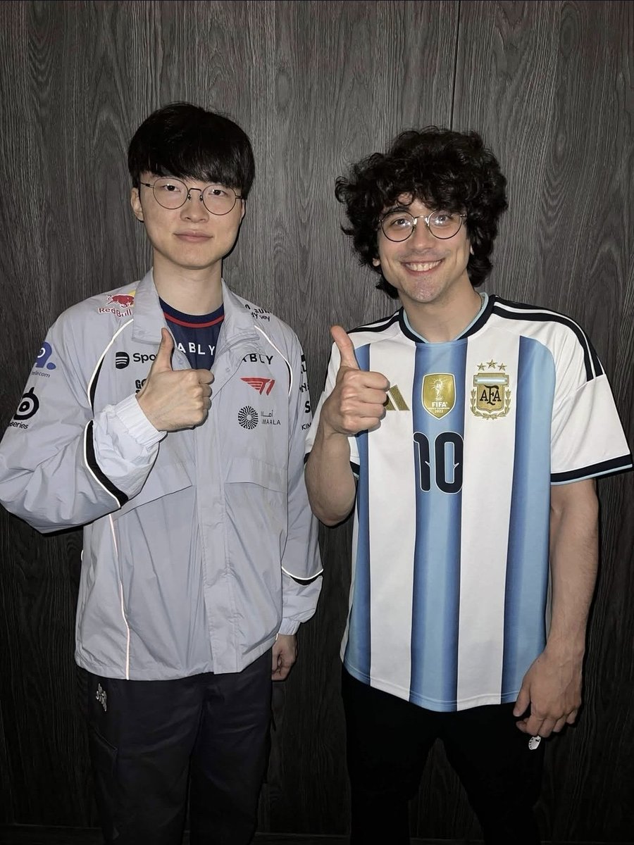 NAmenCentral's tweet photo. "When you start playing in Latin America, [...] even reaching the group stage was already a dream.

Coming from Argentina, [proving] that [anyone] can win — no matter where you come from — is very important to me.”

— @Josedeodo on winning the #LCS

🧵 Full Response (💖♻️) : https://t.co/LSTjgdcoJ5