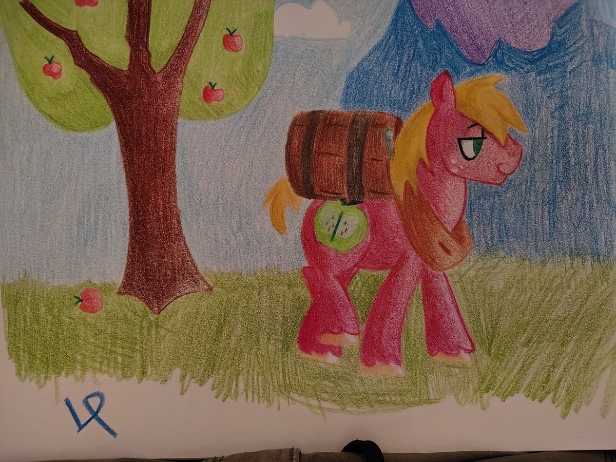 FAHBOIBOIBAH's tweet photo. Big macintosh https://t.co/BdXumTLVge