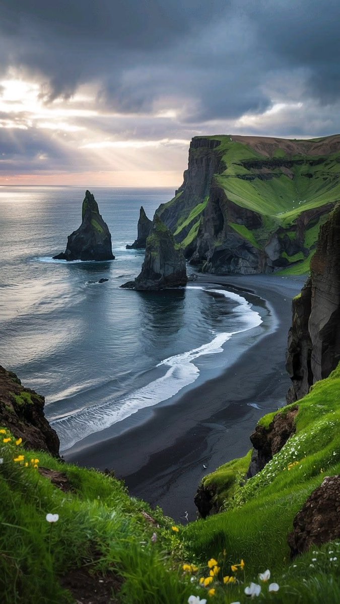 earthviewss1's tweet photo. Iceland 🇮🇸 https://t.co/J3Qf5xd9Sm