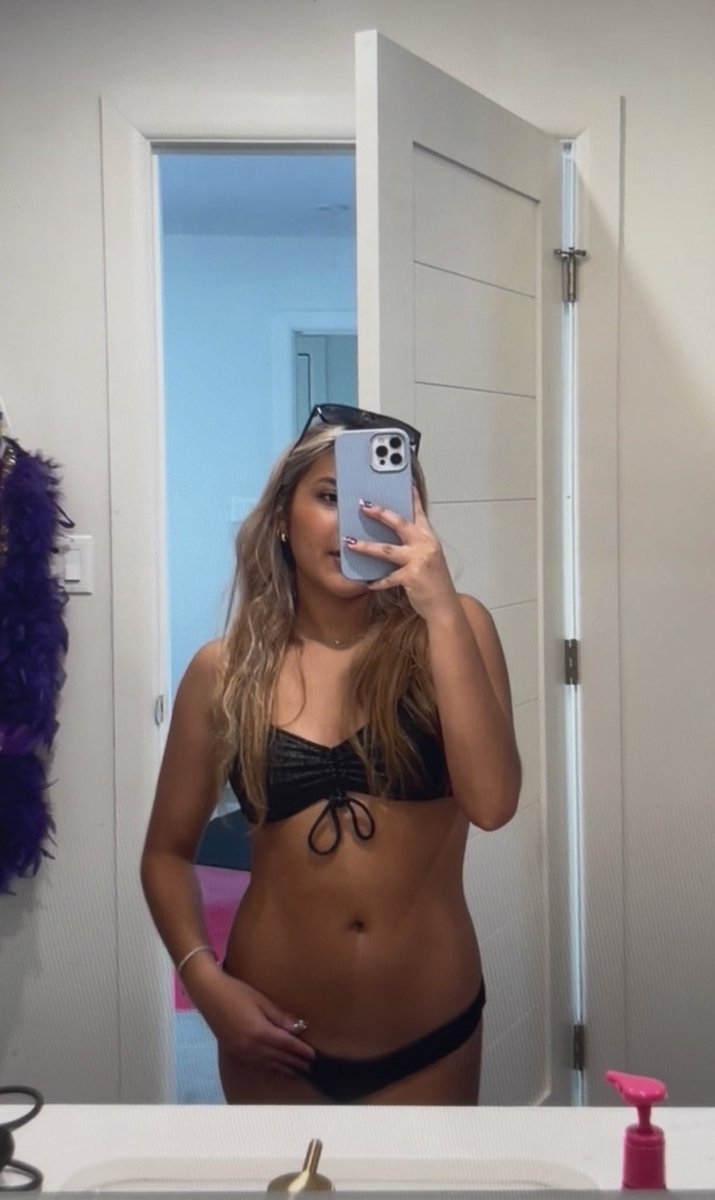 Dantehams's tweet photo. Cuck older brother wanted her sis posted 🤤 #cuck #cuckold https://t.co/p7H3VucfZq