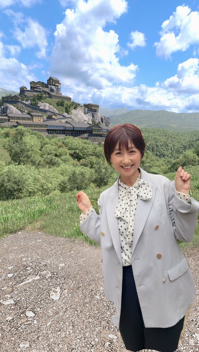 8chi1ho7's tweet photo. 苗木城築城500年イベントのあとは、スタッフの皆さんと「苗木城まつり」へ🏯✨
小栗市長オススメの苗木城VRを体験！再現されたかつての苗木城と一緒に写真も📸テンション上がる⤴️
火縄銃演武や武将隊演武なども楽しみ、改めて苗木城の魅力を満喫しました😊

#苗木城まつり
#苗木城築城500年
#中津川市 https://t.co/98dfYXopkX