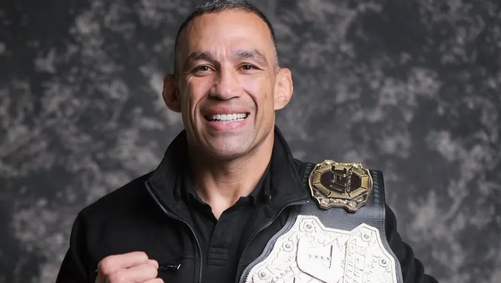 emanuheel's tweet photo. @Chief117Br É um cu de cachorro como diria o campeão Werdum https://t.co/T1qqU0InaS