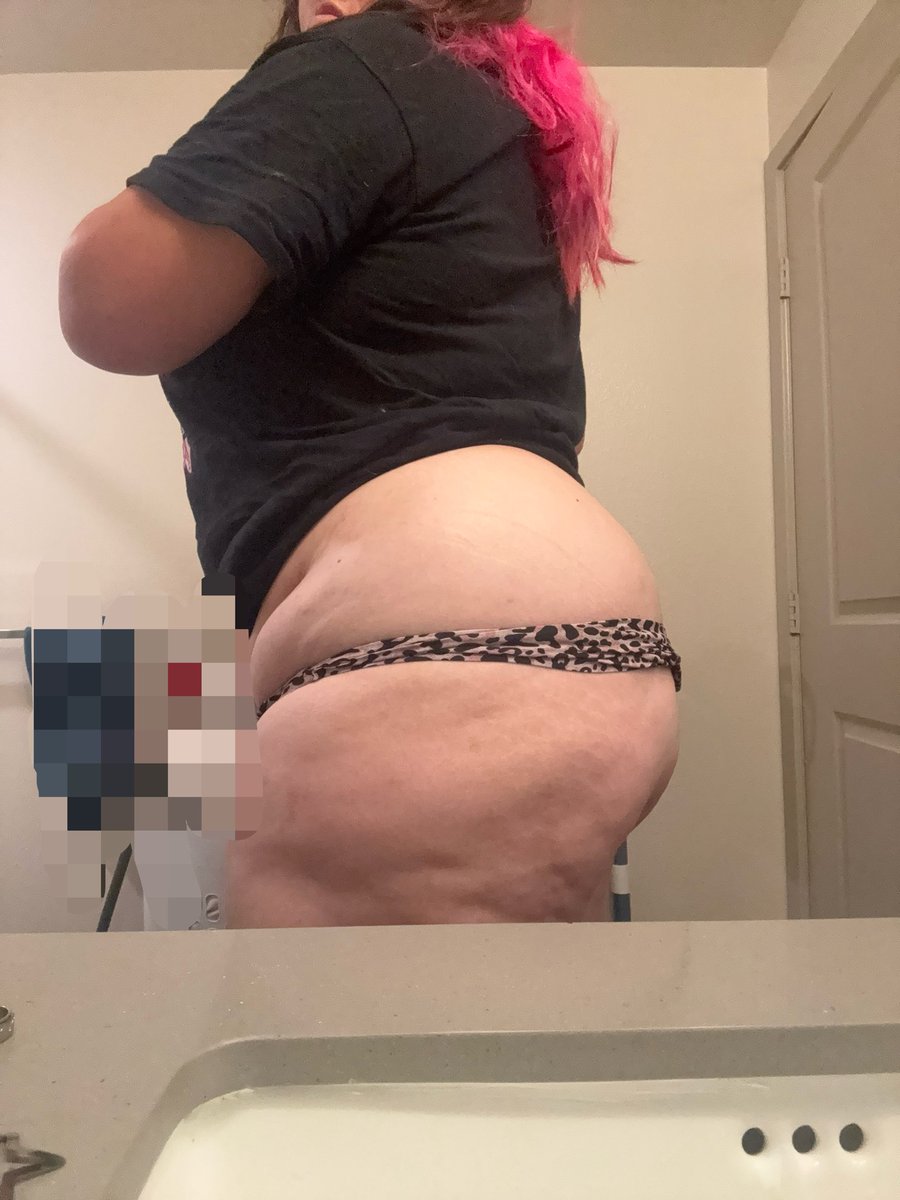 comingdownswife's tweet photo. Half off ^_^ #wlw #ass #latina https://t.co/iAB4H6yX5p