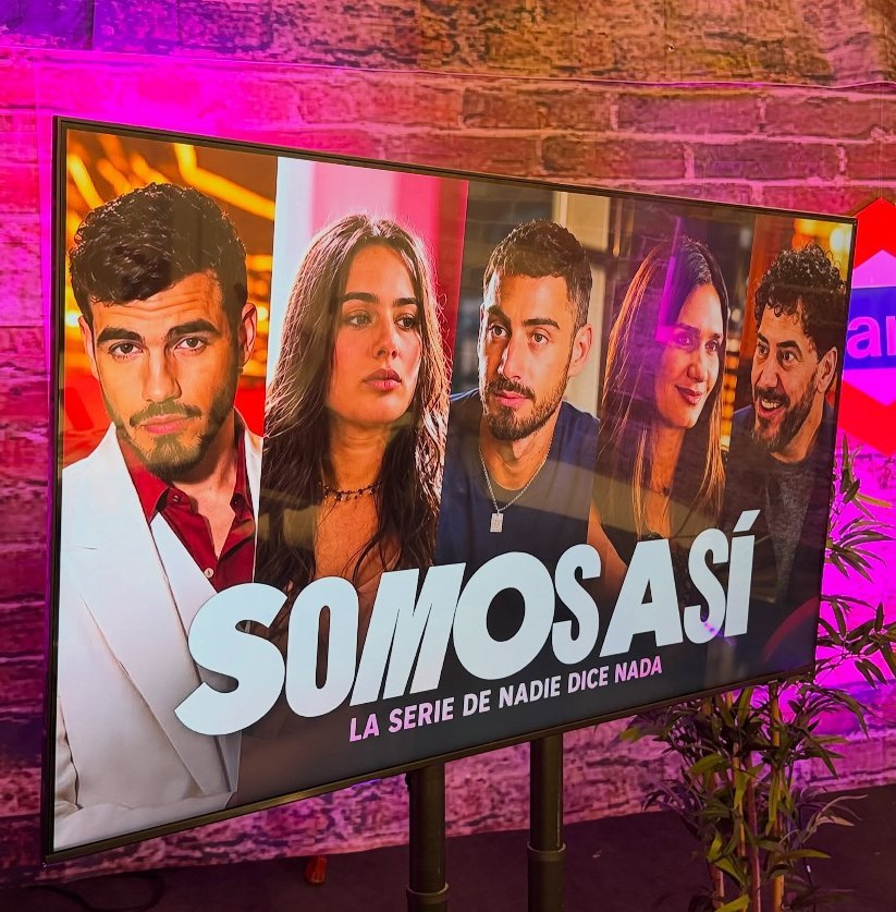 paulinanxluzu's tweet photo. estamos a un mes prácticamente del estreno de la serie, donde esta mi trailer?
daleeeeee @disneyplusla https://t.co/gZIIHjuadV