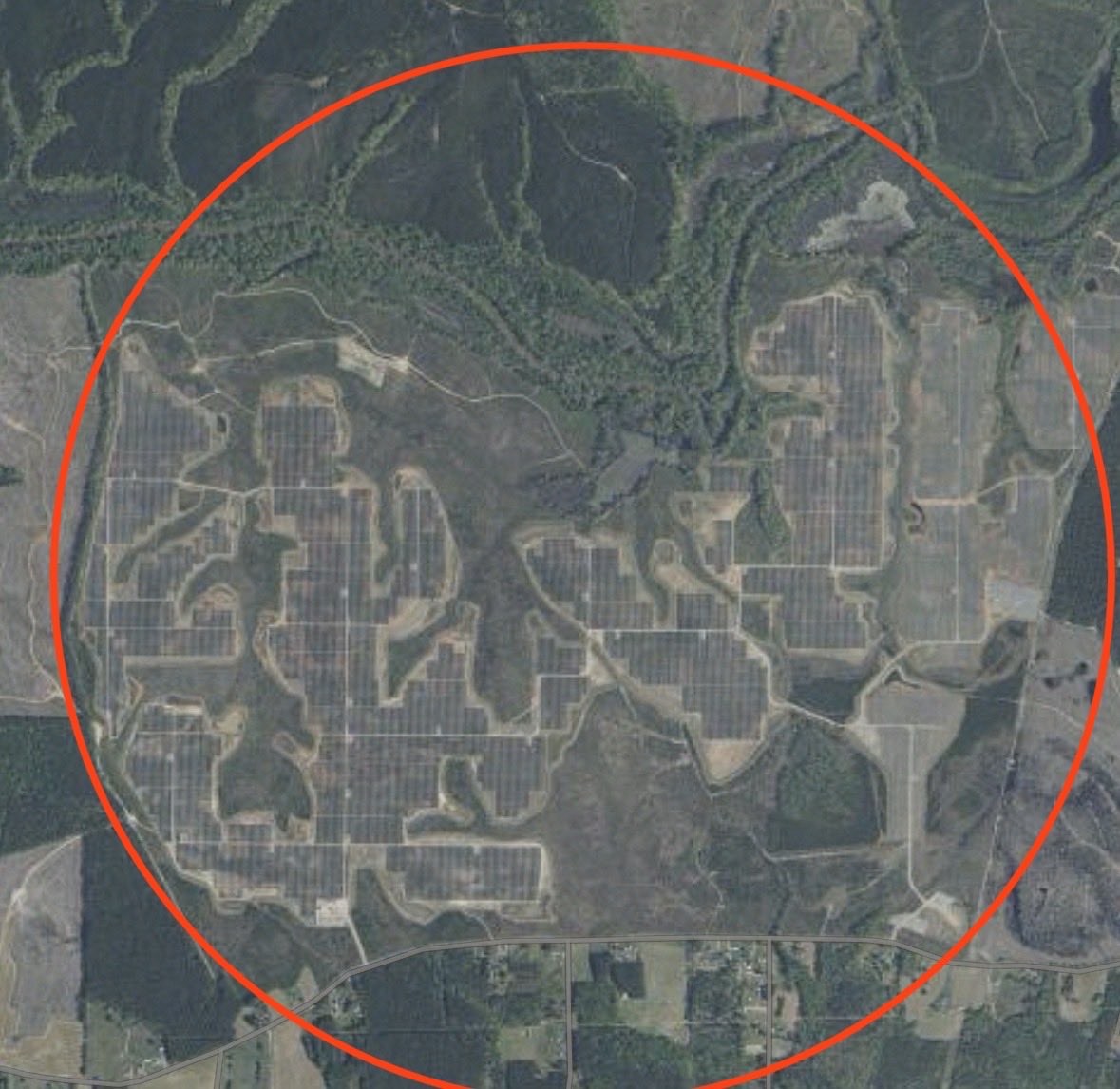 NoVA_Campaigns's tweet photo. Why do Virginians not realize the devastating scars that solar farms are slicing across VA farmland &amp; hills? 

Most just barely hide with strategic “tree line” buffers that block views from the road, as the forest is razed. Sadler Solar, west of Emporia, VA, flattened 1,188 acres https://t.co/gRVBwS9s0O