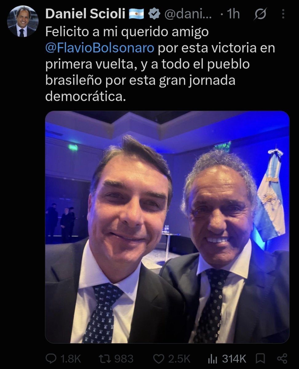 heliotropos_'s tweet photo. Se acuerdan cuando CFK corrió a Bercovich con eso de que para incomodar al poder había que votar a Scioli https://t.co/P7bIwShOTM