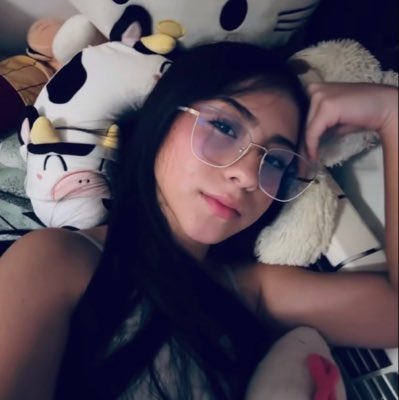 Sarabef7's tweet photo. #NuevaFotoDePerfil https://t.co/PLojtwg5e9