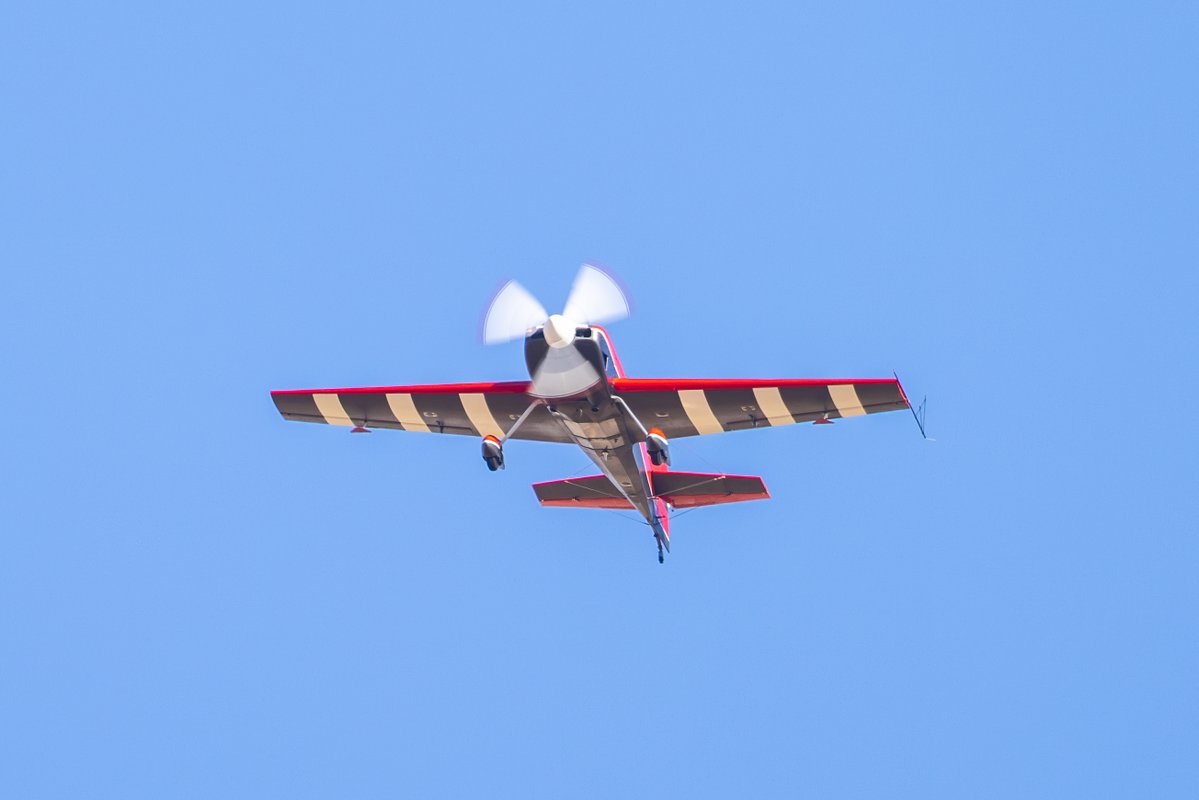 IACHQ's tweet photo. A few photos of the always incredible Apple Turnover #aerobatics contest! #IAC
📷: https://t.co/J9iqpNexwp https://t.co/JJLDqdGyPX