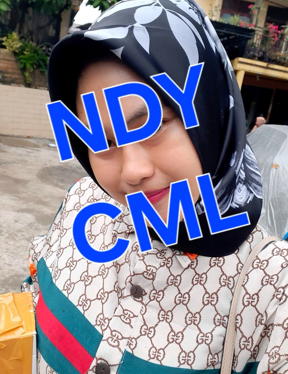nadyabru15's tweet photo. Kerja kerja.. https://t.co/OYyd5wPNcT