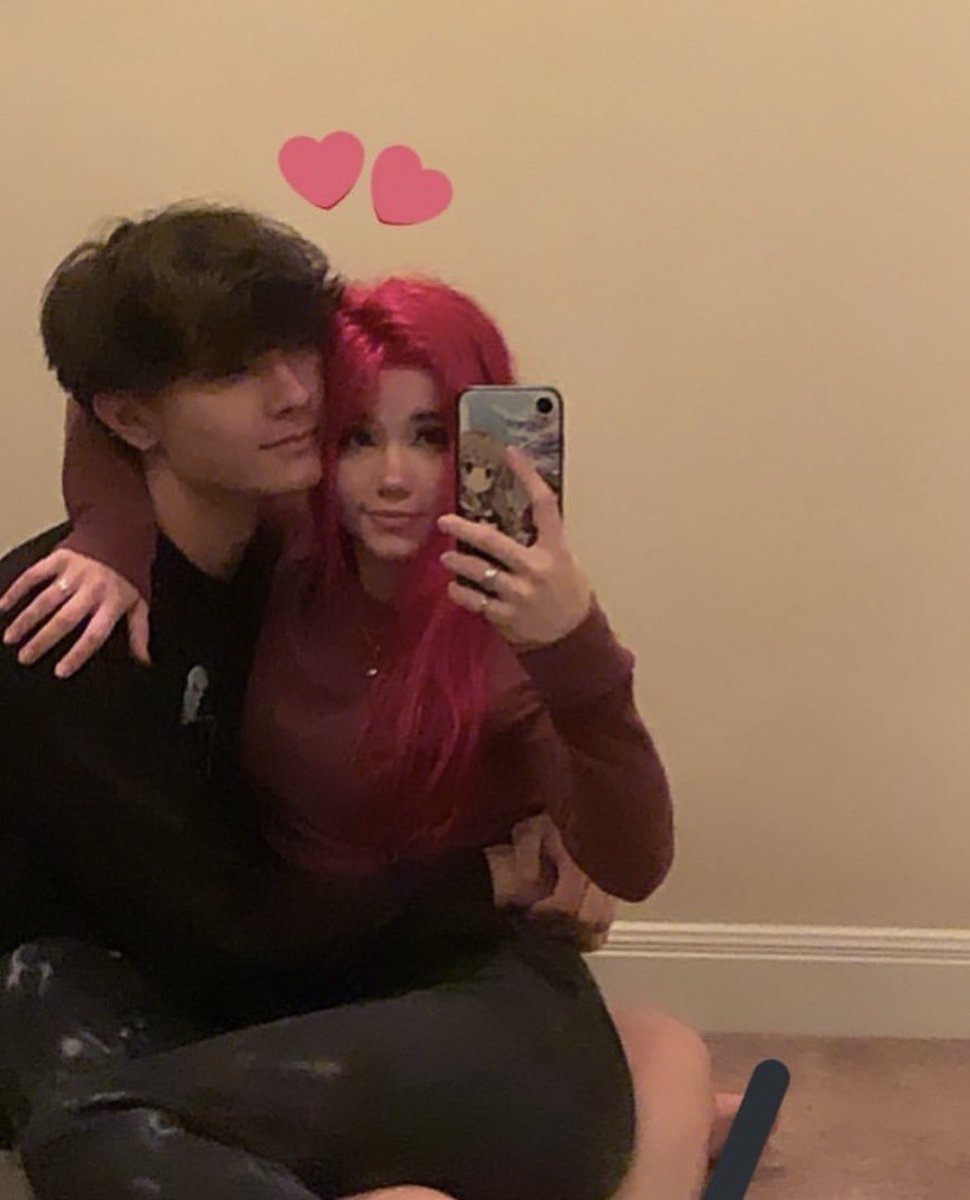 emmyuh's tweet photo. happy national bf day to the best man i’ll ever know @sinatraa 

im so lucky for 6 (six 🤷‍♀️) Going on 7 (seven 🤷‍♀️) Years with my dream boy 🫶 https://t.co/G2WUJgQe0e