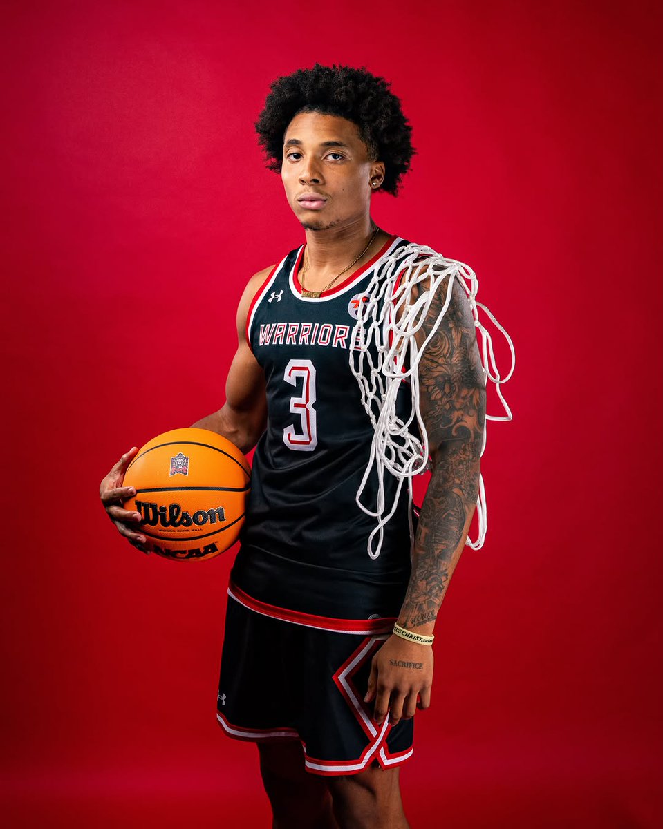 utdMaggie's tweet photo. Christian Pierre-Louis poses with a Bible in his hands during his photo shoot https://t.co/GACjOWcqnF