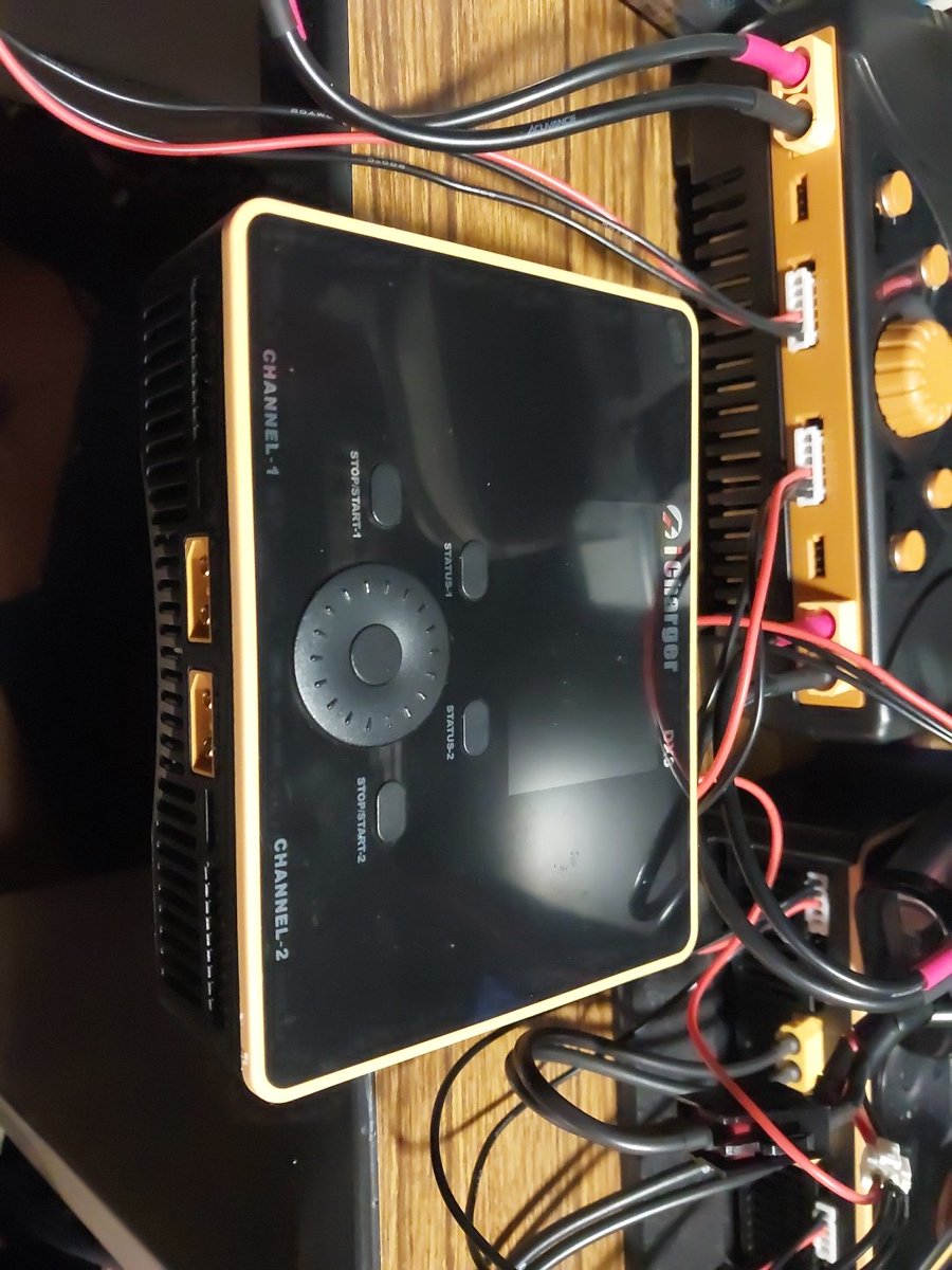 IMFactory339634's tweet photo. 研究用に借りてたDX8
今朝ご臨終になってました
想像以上に電源の要求スペック
高いかもしれませんね...
誰かが使ってるから
大丈夫だと思うと
危ないですね
自分でチェックしていきます。 https://t.co/kad2RXlatI