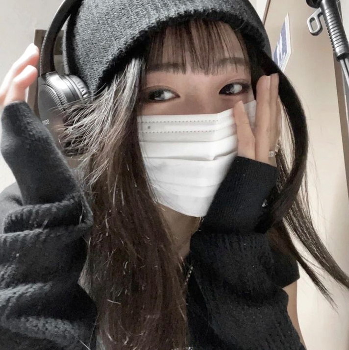 AboElba02199895's tweet photo. 運動と睡眠は、切っても切れない関係。
実は、睡眠の質を高めたいなら、日中の運動習慣が大切。
体を動かすことで適度な疲労感が生まれ、夜の自然な眠気につながりやすくなります。
さらに、運動にはストレスを和らげたり、生活リズムを整えたりする働きもあります。 https://t.co/33DI1D6sHB