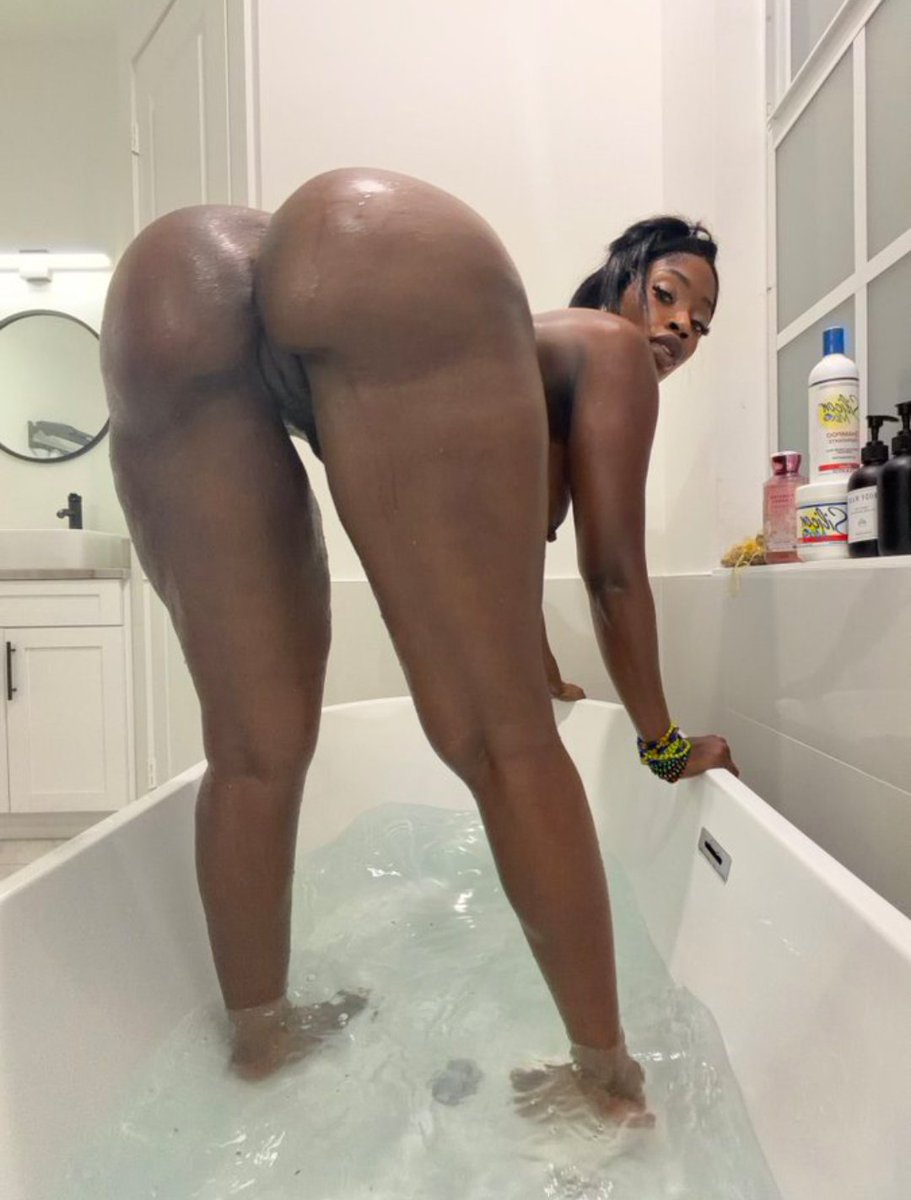 TeresaL12638's tweet photo. Hmu if you're ready 
For FaceTime session $20 
Hmu on zangi private number for confidential correspondence and calls
3756495192
https://t.co/DWmyEDgI48 https://t.co/TuYbTCJm8G
