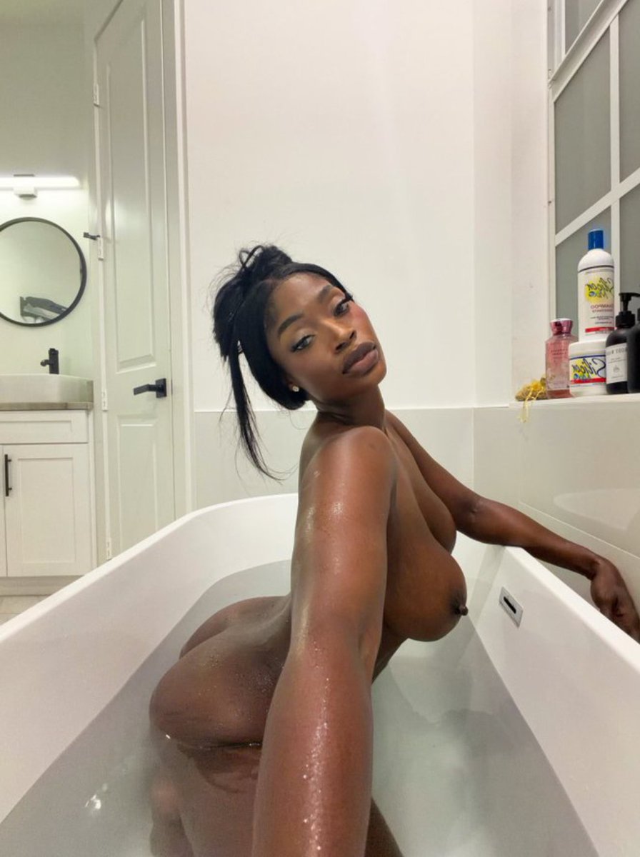 TeresaL12638's tweet photo. Hmu if you're ready 
For FaceTime session $20 
Hmu on zangi private number for confidential correspondence and calls
3756495192
https://t.co/DWmyEDgI48 https://t.co/TuYbTCJm8G