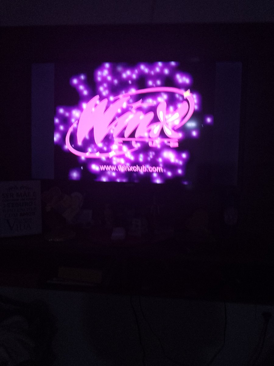 Rebelboy1721's tweet photo. Já que é pra Sofrer, vou sofrer colocando em dia minha maratona do Clube das Winx🧚‍♀️✨ https://t.co/rTkZiY9CHW