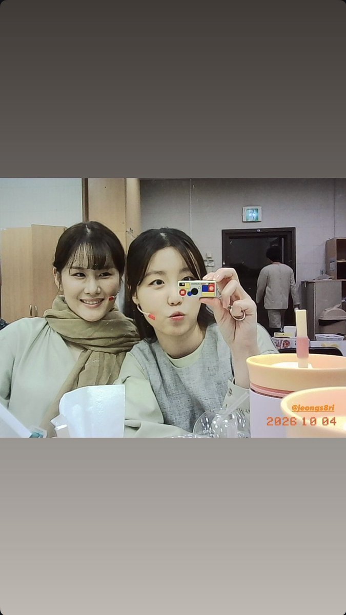 jsh_archive28's tweet photo. 261005 인스타 스토리 https://t.co/sdOE54zyMu