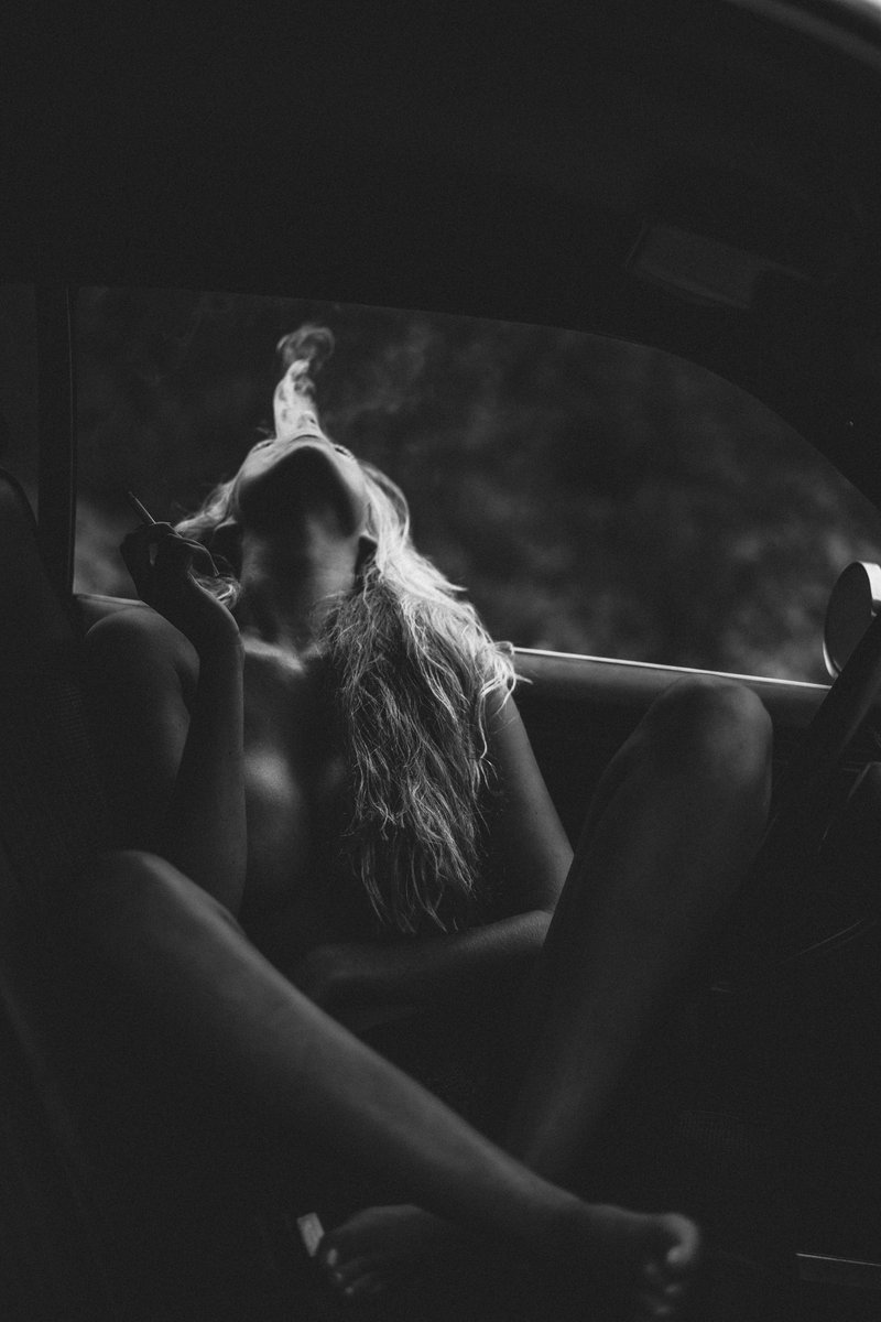 DeyvisMaltaX's tweet photo. Cigarette Dreams https://t.co/IJZ9ufyFLi