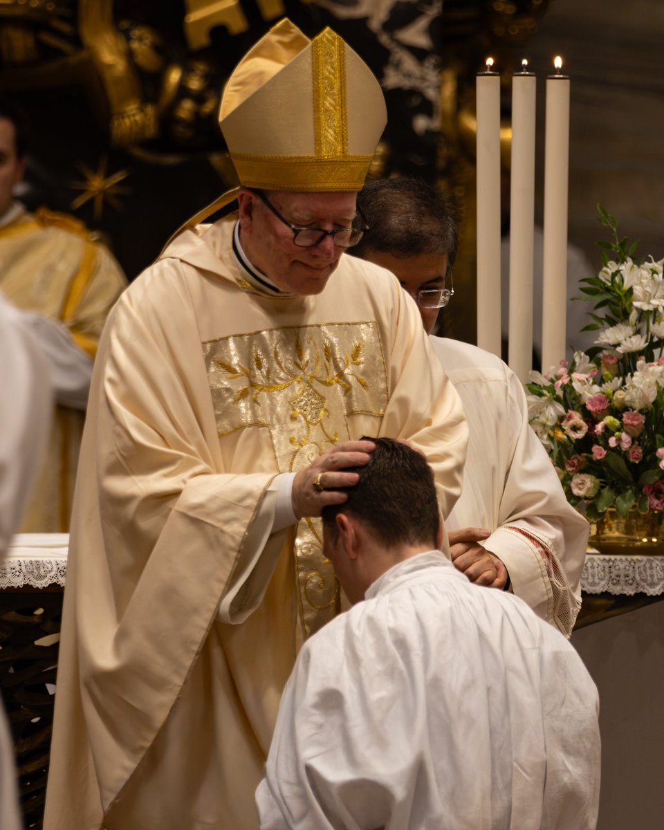 The_CFNews's tweet photo. On September 2nd, Bishop Barron ordained 18 seminarians into the transitional diaconate. https://t.co/2TsfCG0qwQ
