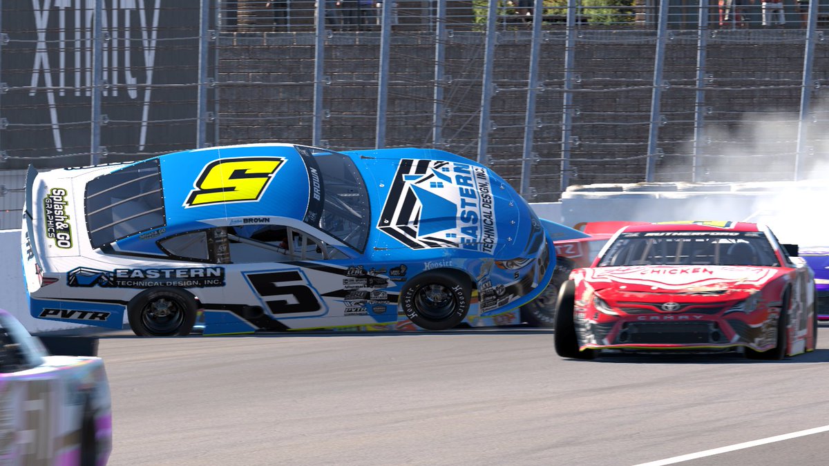 PVTR_eSports's tweet photo. Wild Night at the Clash 💥

@LandonBrown_5 - P19
Haley Moody - P14
@HeathRutherfor3 - P7
@JParrish_55 - P4

#PVTReSports https://t.co/qoQ1WgJK9T