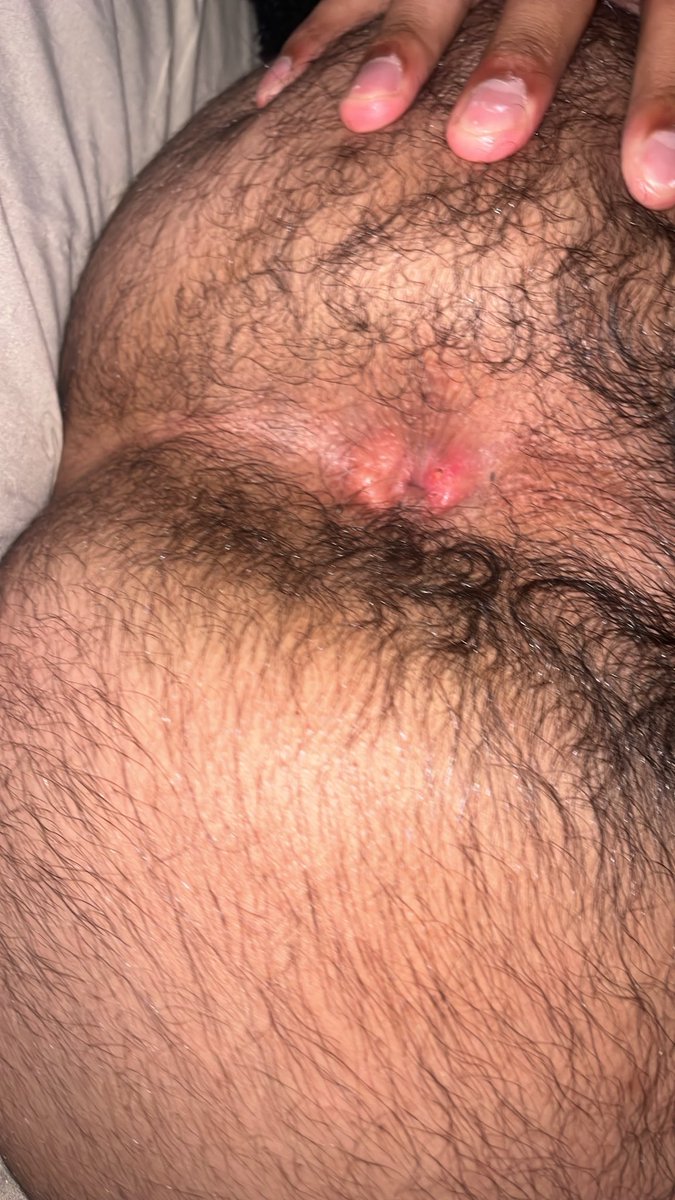 sumiso25cm's tweet photo. Dm si te gustan los sumisos https://t.co/BQ8CuKpwxF