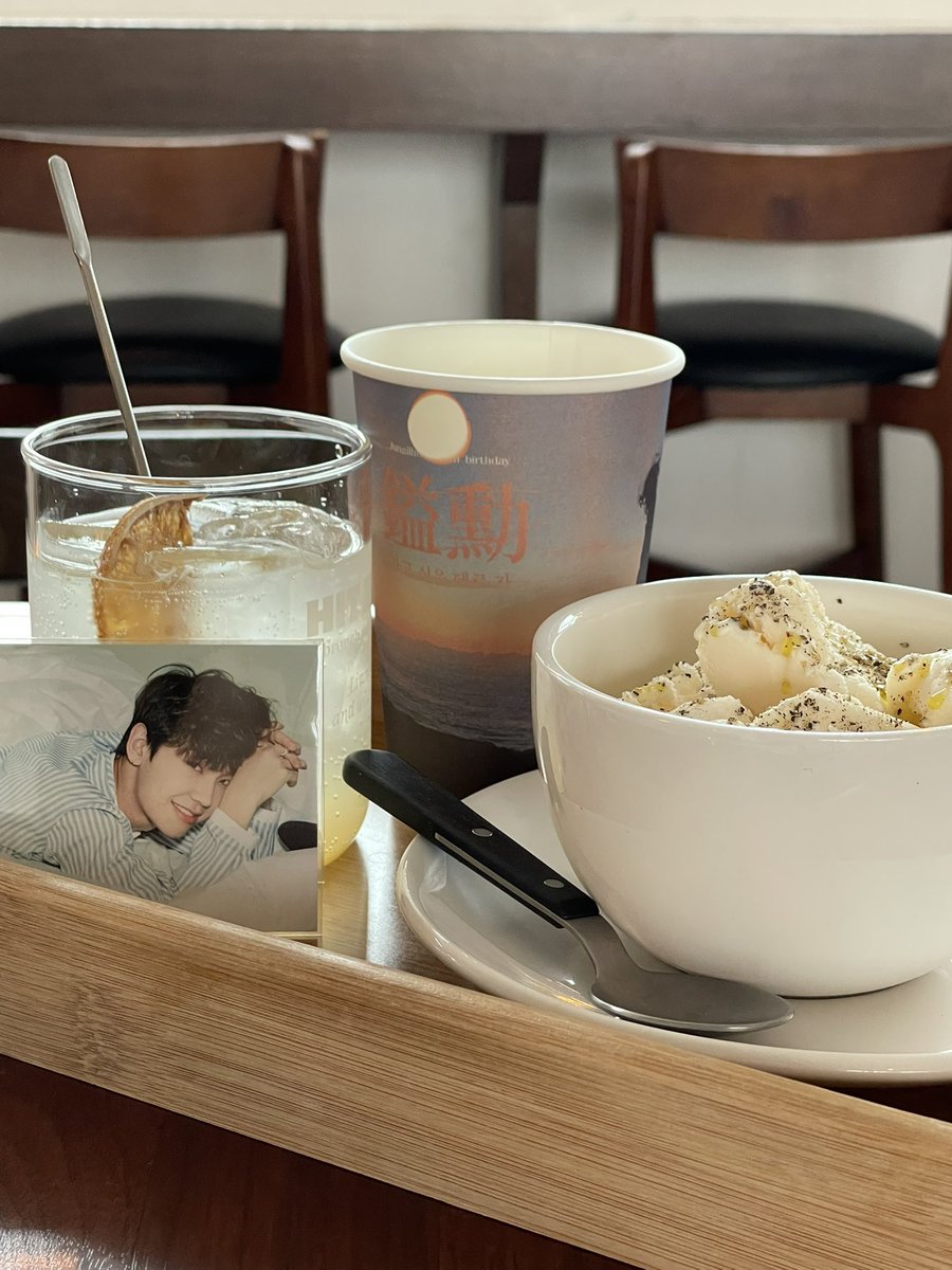 br_illilan's tweet photo. 231004      241004
251004      261004

4번의 10월 4일을 너와 보낼 수 있어서 좋아 일훈아
사랑해 내 첫사랑 생일 너무너무 축하해 https://t.co/9eIph09qKb