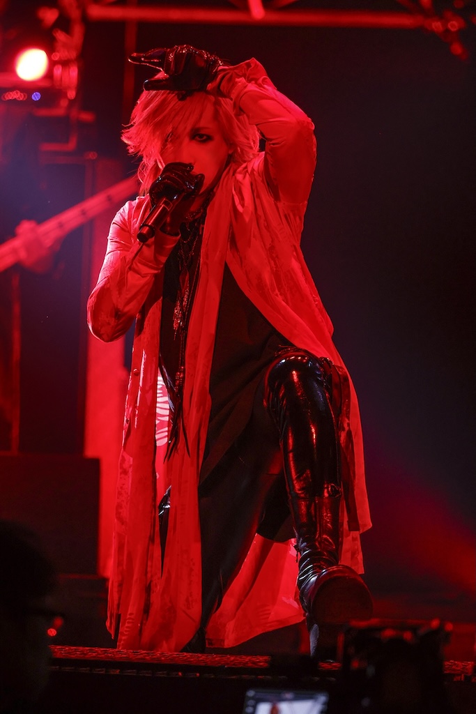 Vif_music's tweet photo. 🟥News🟥
Angelo、結成20周年の“天使の日”が終幕。過去を描き直した「THE TRINITY」ツアーファイナル

▶️https://t.co/MHJaoueXJd

#Vif #Angelo #天使の日
@Angelo_info
@kirito_0fficial
@karyu_official
@GtGiru_official
@KOHTA63official
@takeo_official_ https://t.co/Kg4b2Yd9Gg