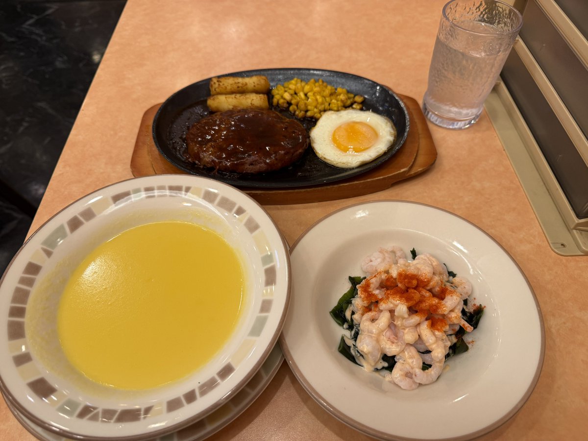 SikiFleur's tweet photo. 本日も歯���帰りに1人で
ファミレス(サイゼリヤ)を享受する🍽 https://t.co/H8Syx0XFHp