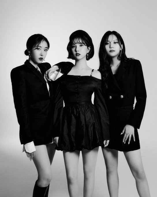 KnightFriend6's tweet photo. Time Flies, But They Are Growing Up To Be Very Beautiful...
💙🤍💜❤️

Oct 6, 2021                       Oct 5, 2026 https://t.co/oLpPFvsr21