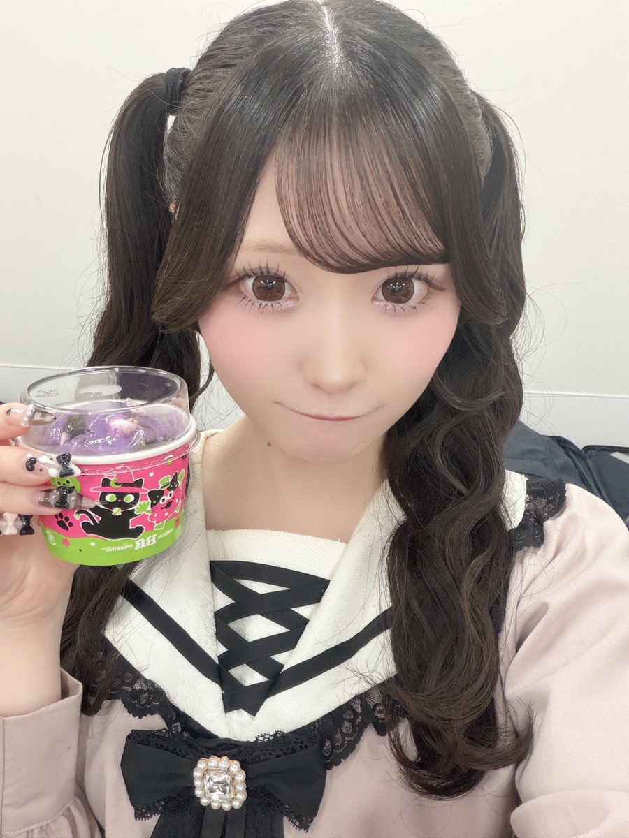 Kareai_miharu's tweet photo. マネージャーさんがだいすきなサーティワン買って来てくださって神すぎる꒰ᐢ⸝⸝o̴̶̷᷄ ·̫ o̴̶̷̥᷅⸝⸝ᐢ꒱ https://t.co/IBr5uymKpu