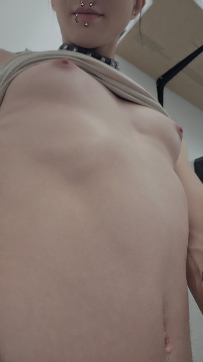 freyafaegay's tweet photo. trans girl boobies https://t.co/8L7zOAcgnG