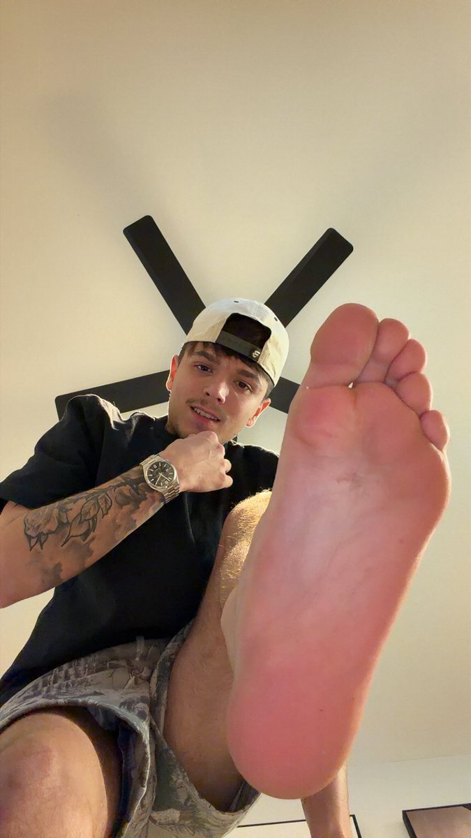MasterJizz1_0's tweet photo. Good boy 😘 https://t.co/1920byRYZj
