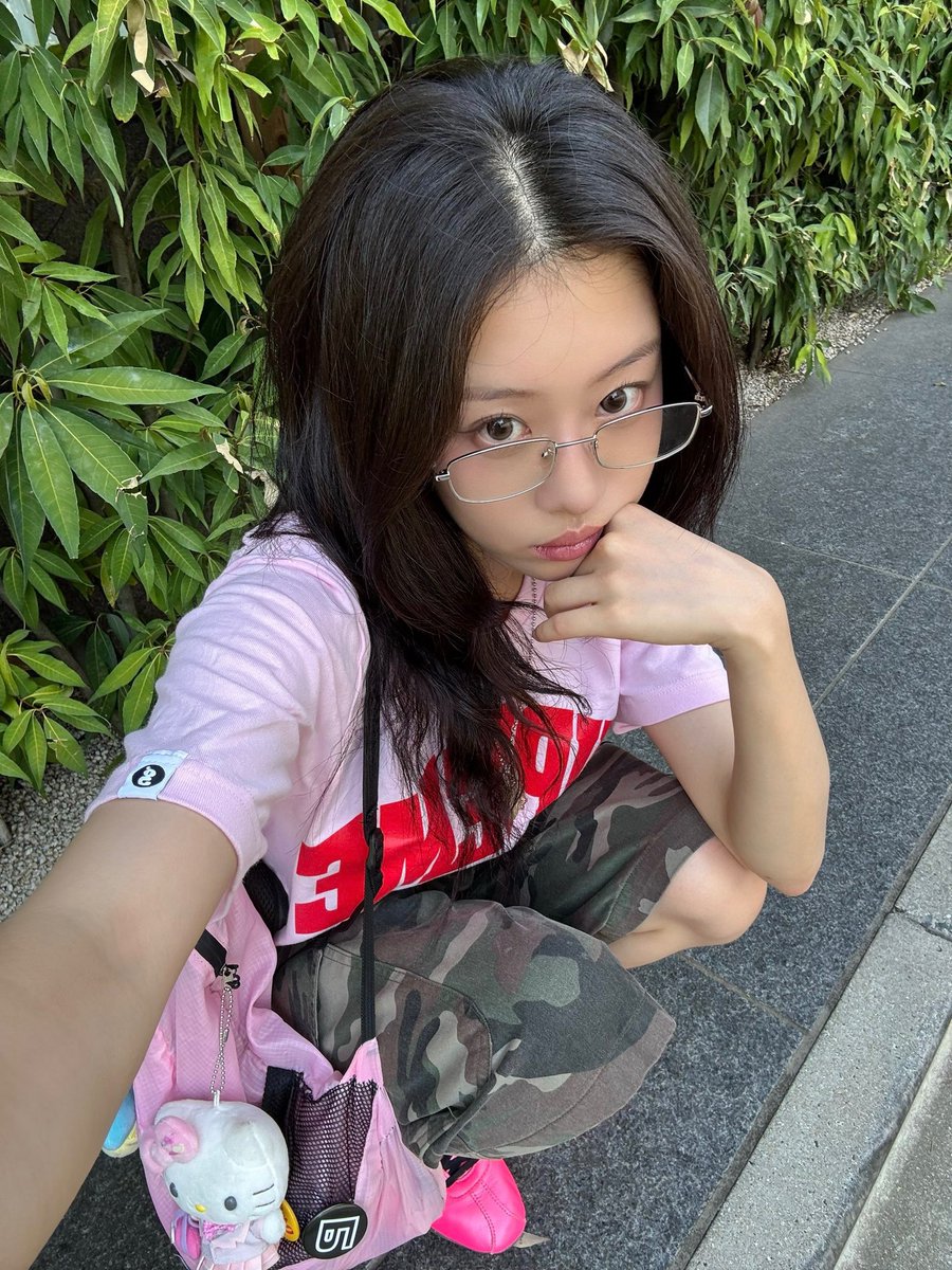 ablumeworld's tweet photo. Happy birthday Sio! 💗 Thank you for being such a kind and caring person that brings weblume comfort. Hoping you have the happiest birthday and know we will always be by your side, cheering you on 🐱🎀

COOL KITTY SIO DAY
#HappySioDay
#CoolKittySioDay
#가을쿨_애옹쓰_시오데이 https://t.co/1cSs8icYLu