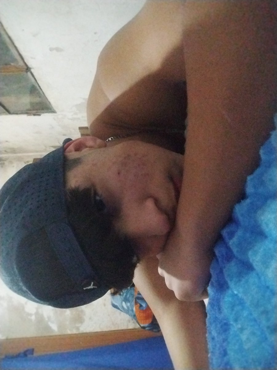 davoodyt1's tweet photo. Ando bueno alguna quiere verme la polla https://t.co/JAiFIoJALh