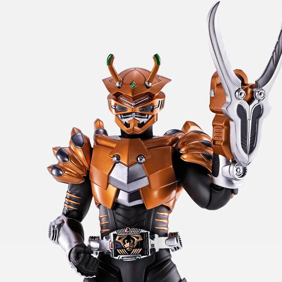 Azurite_N's tweet photo. S.H.Figuarts（真骨彫製法） 仮面ライダーシザース関連の予約、9日の15時からかよ…微妙に対応できない時間帯…これ後続のMetal Robot魂 17時から予約開始にしてるせいか…微妙に時間ずらしてるのね…個人的には今回のMetal Robot魂カルラはスルーなので、逆の方が良かった…ついてない…😖 https://t.co/9d6YxMfrPu