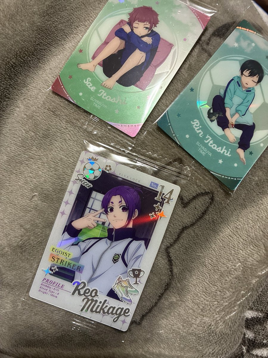 nbc_cer's tweet photo. 従姉妹の病院ついてくるついでにブルロのウエハース買い占めた
帰ってあけるの楽しみ(∩´∀`∩)💕
前回はあたりでした✌️レオのレアでたし🐶 https://t.co/KBd4Mtjrq7